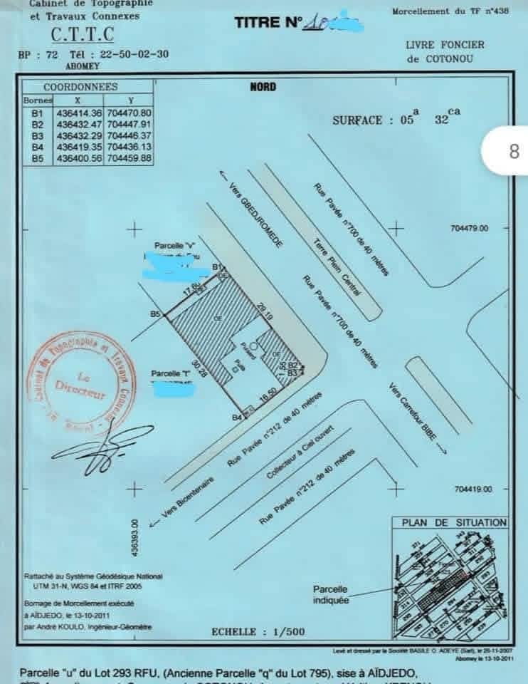 PARCELLE EN ANGLE DE RUE DÉJÀ LOTIE & RECASÉE À VENDRE, AÏDJÈDO - PHARMACIE LE NOKOUÉ - JÉRICHO