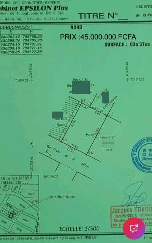 PARCELLE CLÔTURÉE DÉJÀ LOTIE ET RECASÉE À VENDRE, STATION JNP - COMMISSARIAT - AGLA MOSQUÉE - LES PYLÔNES - COTONOU